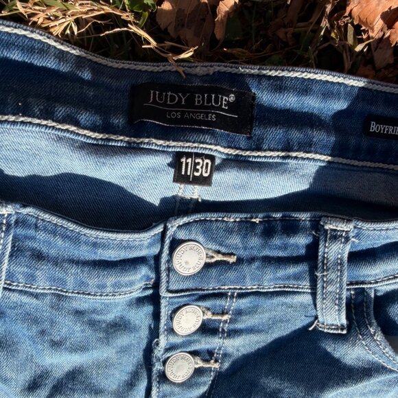 Judy Blue Boyfriend Jeans – Distressed & Hand-Patchwork Denim (Size 11/30) - Picture 3 of 4